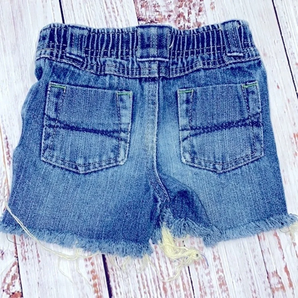 Osh Kosh b’gosh denim shorts size 3 months